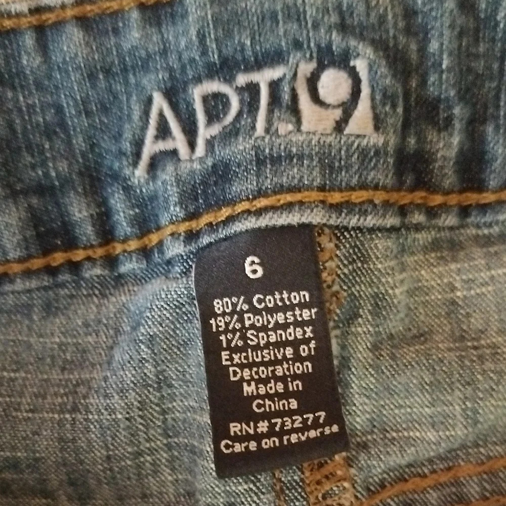 Apt 9 Blue Flare Wide Leg Jeans with Stitching - Picture 2 of 3